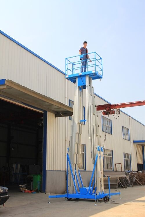 Perusahaan terbaru Blog tentang Meja Scissor Lift Manual Tingkatkan Efisiensi Kurangi Kelelahan di Pergudangan