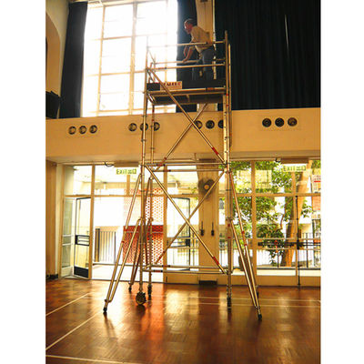 Harga yang bagus Aluminium Mobile Access Ringlock Scaffolding Tower 3.2mm Ketebalan 2m-40m Tinggi on line